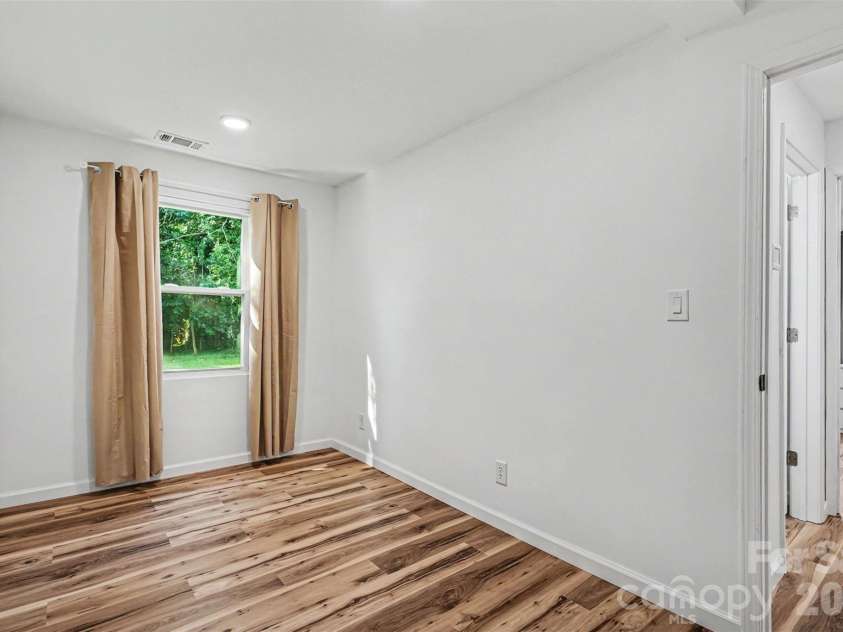 3628 Michigan Avenue, Charlotte, NC 28215.  MLS# CAR4391242, YatesRealty ID 20472. Bedroom 3