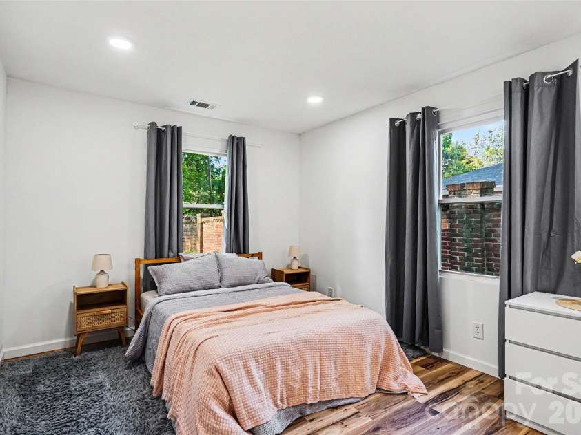 3628 Michigan Avenue, Charlotte, NC 28215.  MLS# CAR4391242, YatesRealty ID 20472. Main Bedroom