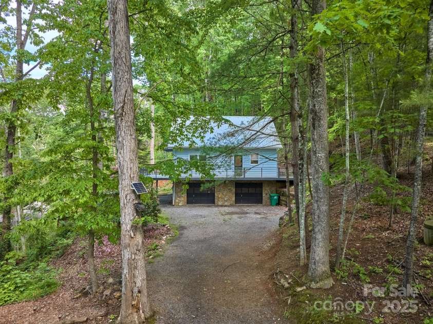 14 Leisure Lane, Weaverville, NC 28787.  MLS# CAR4252801, YatesRealty ID 20473. 
