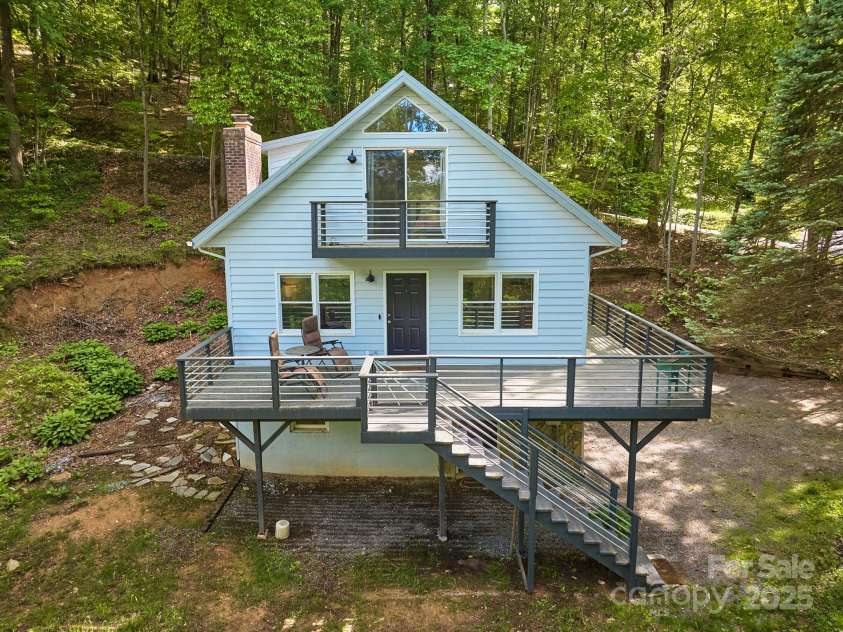 14 Leisure Lane, Weaverville, NC 28787.  MLS# CAR4252801, YatesRealty ID 20473. 