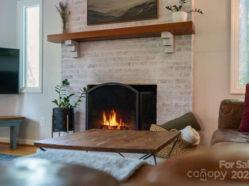 14 Leisure Lane, Weaverville, NC 28787.  MLS# CAR4252801, YatesRealty ID 20473. 