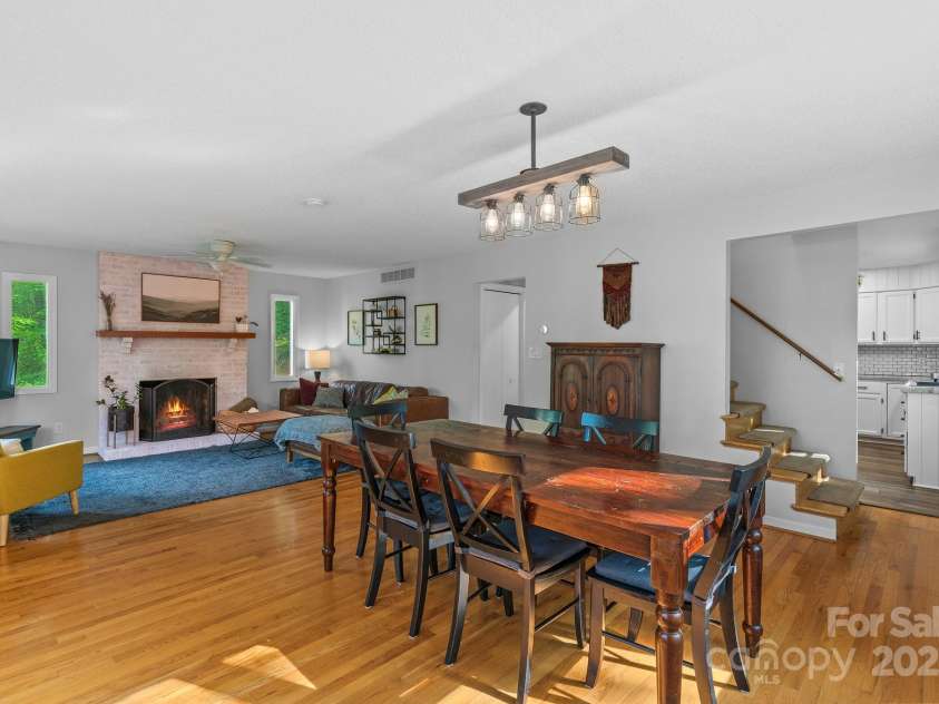 14 Leisure Lane, Weaverville, NC 28787.  MLS# CAR4252801, YatesRealty ID 20473. 