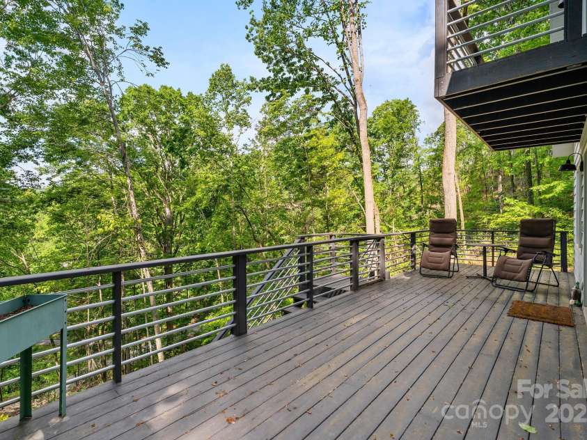 14 Leisure Lane, Weaverville, NC 28787.  MLS# CAR4252801, YatesRealty ID 20473. 