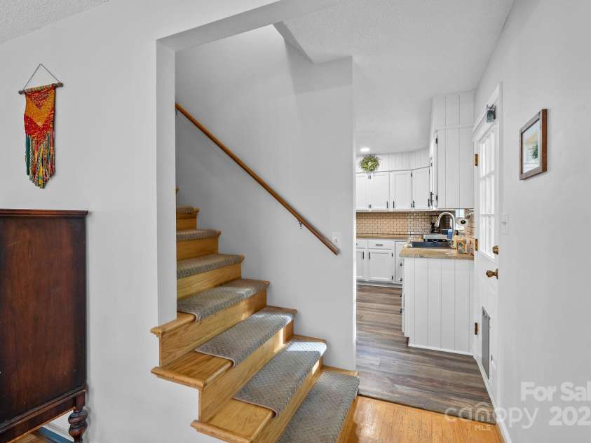 14 Leisure Lane, Weaverville, NC 28787.  MLS# CAR4252801, YatesRealty ID 20473. 