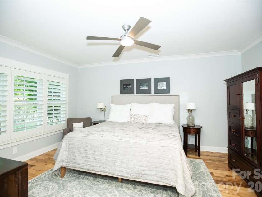 624 James Alexander Way, Davidson, NC 28036.  MLS# CAR4378174, YatesRealty ID 20473. 2nd Primary Bed - Basement Level