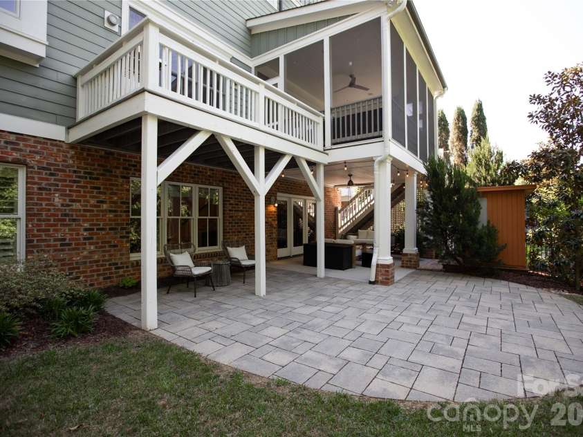 624 James Alexander Way, Davidson, NC 28036.  MLS# CAR4378174, YatesRealty ID 20473. Back view