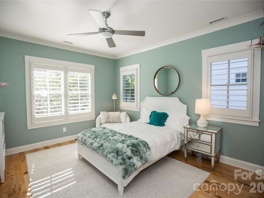 624 James Alexander Way, Davidson, NC 28036.  MLS# CAR4378174, YatesRealty ID 20473. Bedroom 2 - Second Level