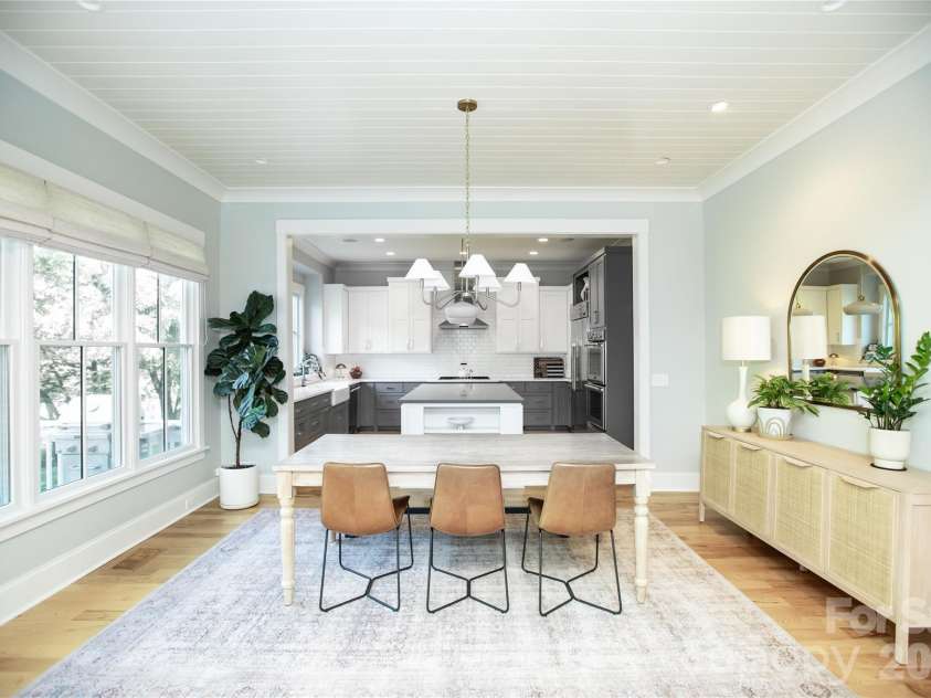 624 James Alexander Way, Davidson, NC 28036.  MLS# CAR4378174, YatesRealty ID 20473. Dining Room