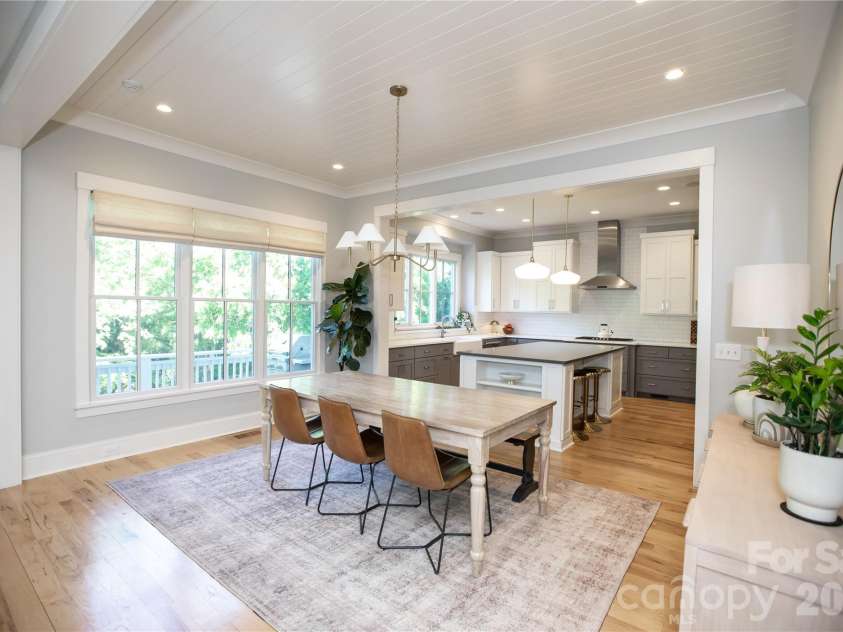 624 James Alexander Way, Davidson, NC 28036.  MLS# CAR4378174, YatesRealty ID 20473. Dining Room
