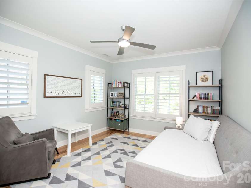 624 James Alexander Way, Davidson, NC 28036.  MLS# CAR4378174, YatesRealty ID 20473. Second Level Loft - Den area