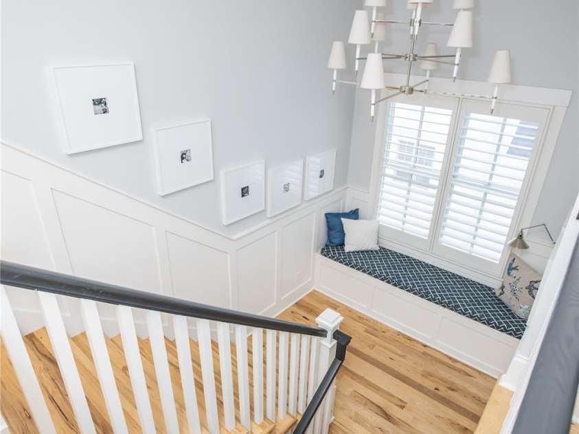 624 James Alexander Way, Davidson, NC 28036.  MLS# CAR4378174, YatesRealty ID 20473. Stairs