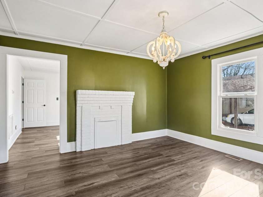 604 Fairview Street, Kannapolis, NC 28083.  MLS# CAR4333664, YatesRealty ID 20474. 