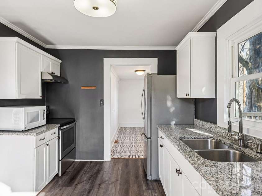 604 Fairview Street, Kannapolis, NC 28083.  MLS# CAR4333664, YatesRealty ID 20474. 