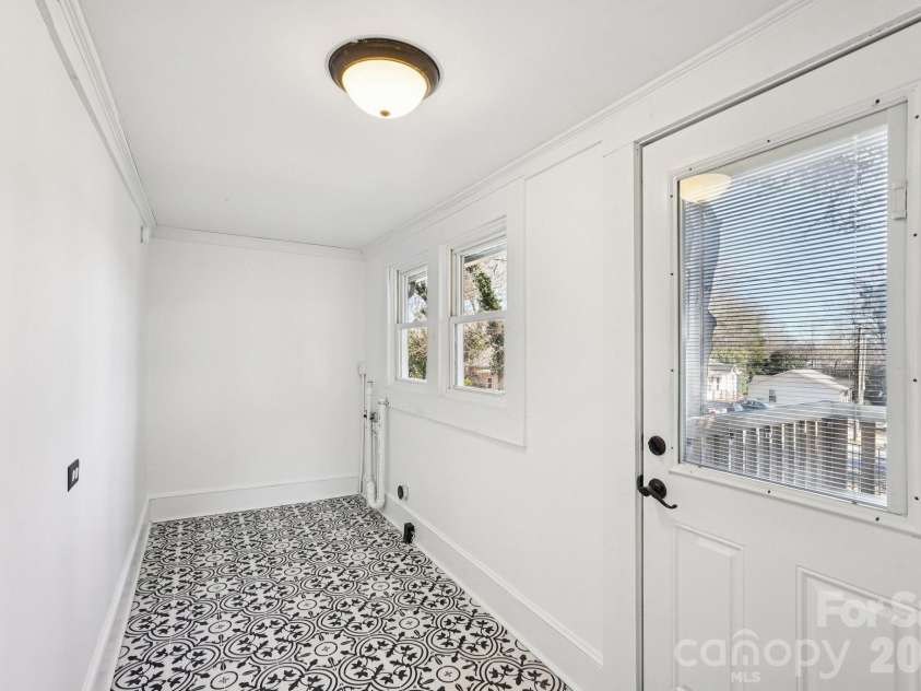 604 Fairview Street, Kannapolis, NC 28083.  MLS# CAR4333664, YatesRealty ID 20474. 