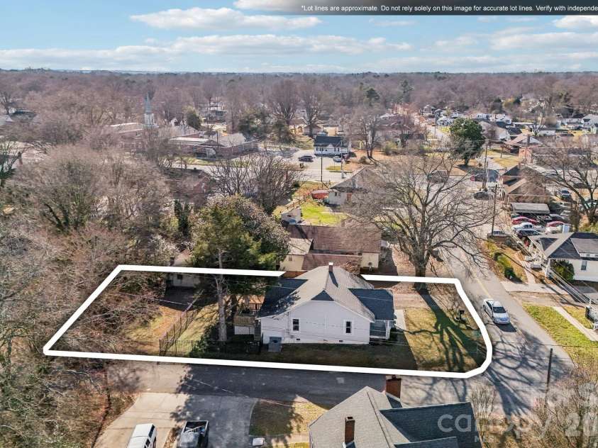 604 Fairview Street, Kannapolis, NC 28083.  MLS# CAR4333664, YatesRealty ID 20474. 