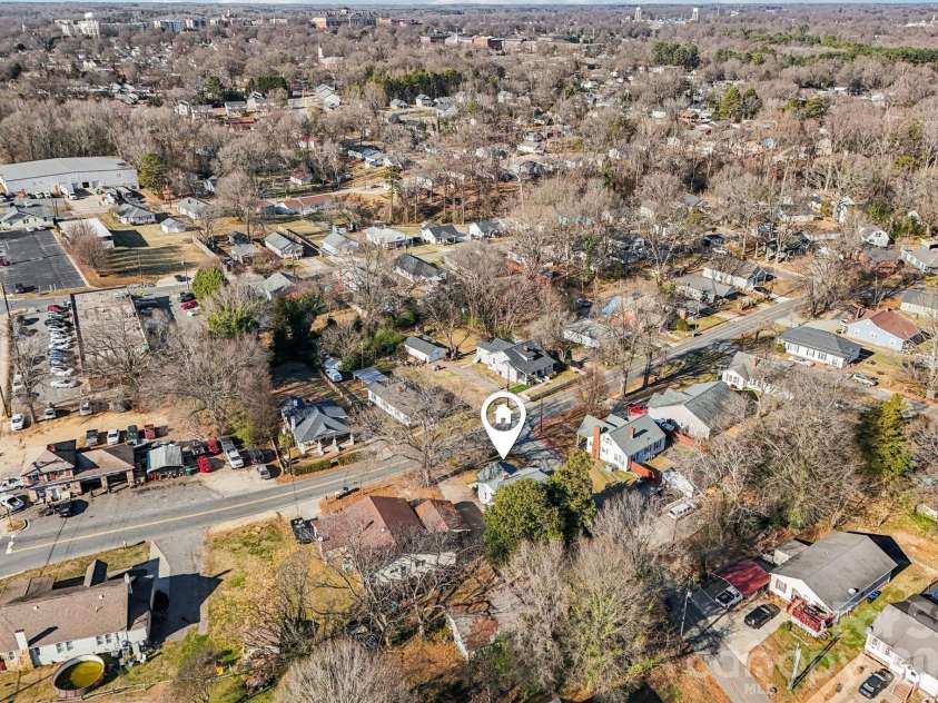 604 Fairview Street, Kannapolis, NC 28083.  MLS# CAR4333664, YatesRealty ID 20474. 