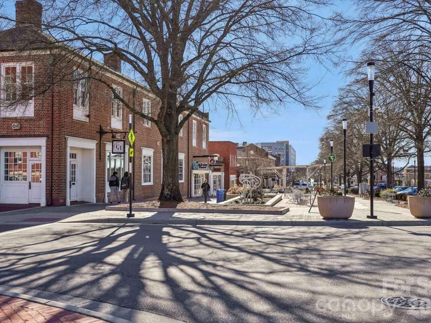 604 Fairview Street, Kannapolis, NC 28083.  MLS# CAR4333664, YatesRealty ID 20474. 
