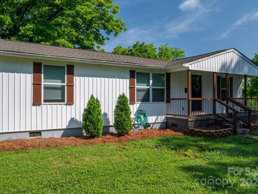 1212 Frank Extension, Rock Hill, SC 29730.  MLS# CAR4268367, YatesRealty ID 20475. 