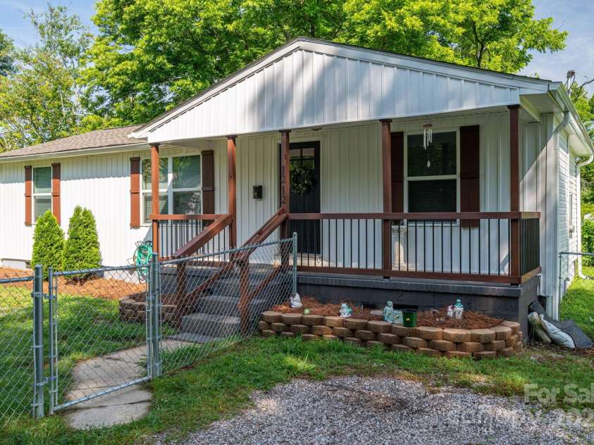 1212 Frank Extension, Rock Hill, SC 29730.  MLS# CAR4268367, YatesRealty ID 20475. 