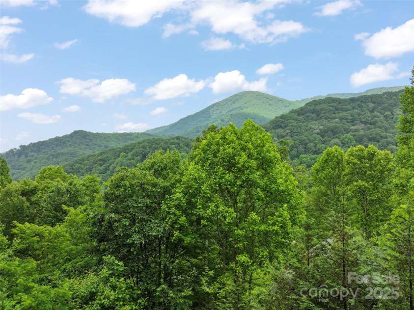 314 Prosperity Ridge, Waynesville, NC 28785.  MLS# CAR4267639, YatesRealty ID 20476. 