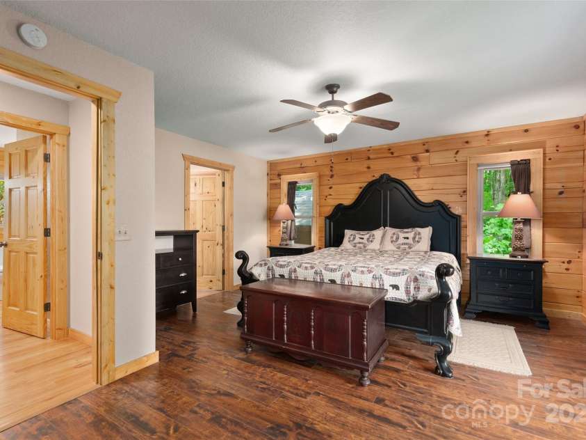 314 Prosperity Ridge, Waynesville, NC 28785.  MLS# CAR4267639, YatesRealty ID 20476. 
