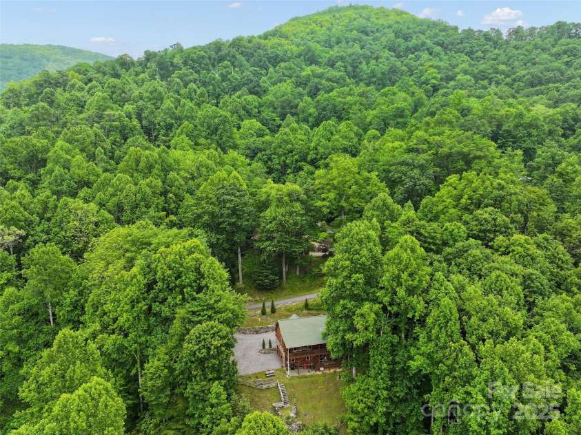 314 Prosperity Ridge, Waynesville, NC 28785.  MLS# CAR4267639, YatesRealty ID 20476. 