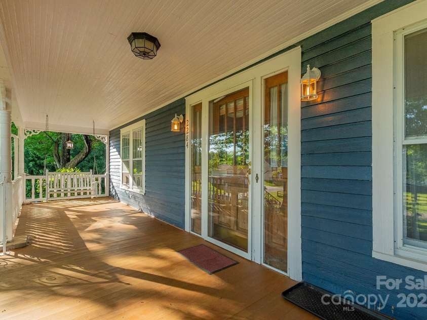 2284 Leonard Road, Lexington, NC 27295.  MLS# CAR4270485, YatesRealty ID 20477. 