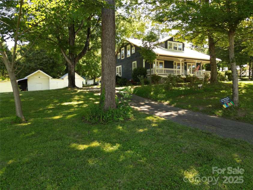 2284 Leonard Road, Lexington, NC 27295.  MLS# CAR4270485, YatesRealty ID 20477. 