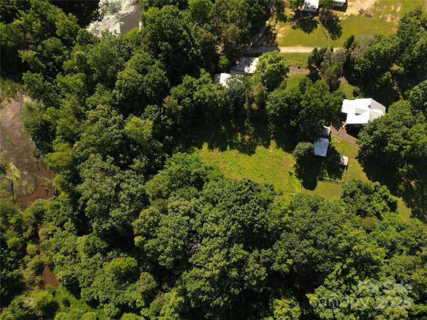 2284 Leonard Road, Lexington, NC 27295.  MLS# CAR4270485, YatesRealty ID 20477. 