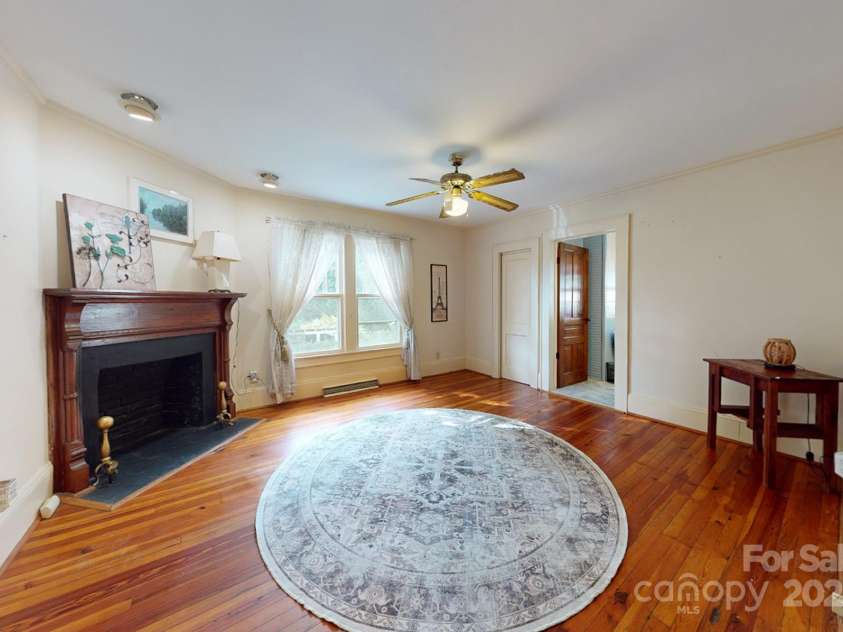 2284 Leonard Road, Lexington, NC 27295.  MLS# CAR4270485, YatesRealty ID 20477. 