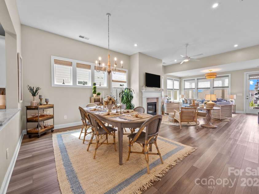 6025 Blissful Drive, Charlotte, NC 28215.  MLS# CAR4300441, YatesRealty ID 2048. 