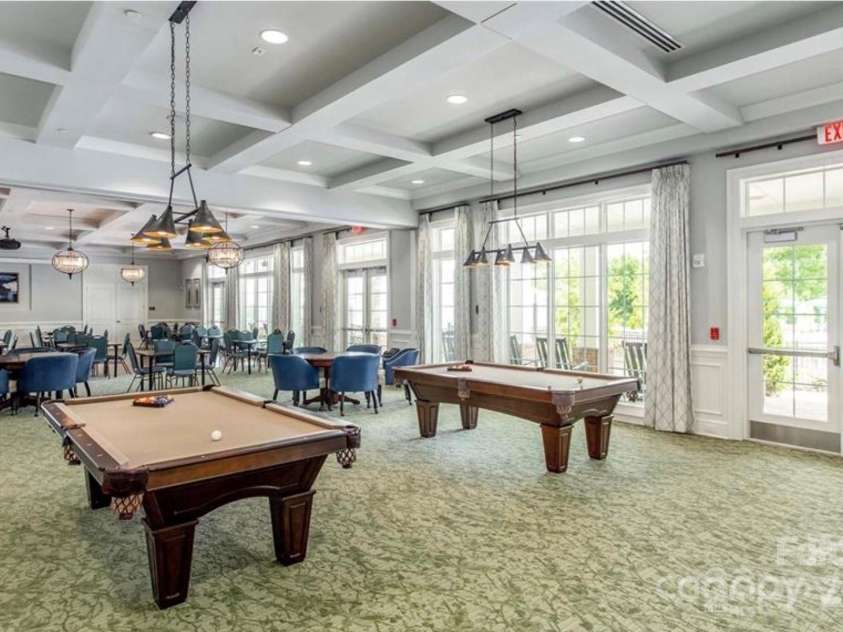6025 Blissful Drive, Charlotte, NC 28215.  MLS# CAR4300441, YatesRealty ID 2048. 