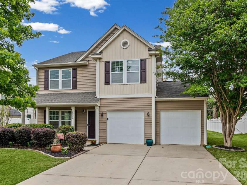 8062 Bryson Road, Indian Land, SC 29707.  MLS# CAR4376550, YatesRealty ID 20481. Welcome to 8062 Bryson Road!