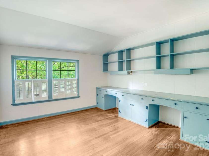 1010 Forest Drive, Lancaster, SC 29720.  MLS# CAR4264751, YatesRealty ID 20482. 