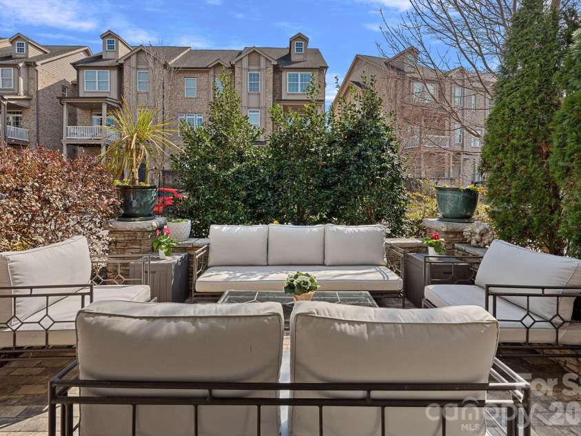 744 Amalfi Drive, Davidson, NC 28036.  MLS# CAR4351624, YatesRealty ID 20482. 