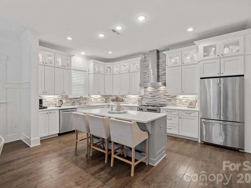 744 Amalfi Drive, Davidson, NC 28036.  MLS# CAR4351624, YatesRealty ID 20482. 