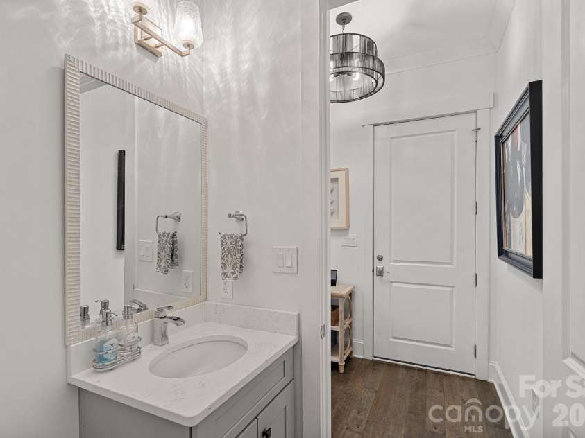 744 Amalfi Drive, Davidson, NC 28036.  MLS# CAR4351624, YatesRealty ID 20482. 