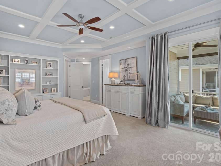 744 Amalfi Drive, Davidson, NC 28036.  MLS# CAR4351624, YatesRealty ID 20482. 