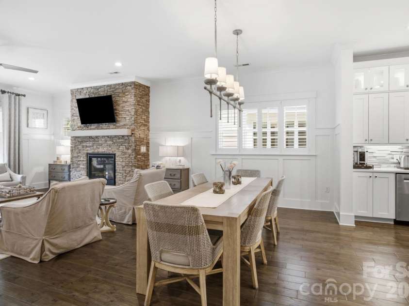 744 Amalfi Drive, Davidson, NC 28036.  MLS# CAR4400589, YatesRealty ID 20482. 