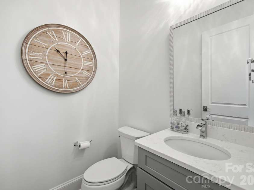 744 Amalfi Drive, Davidson, NC 28036.  MLS# CAR4400589, YatesRealty ID 20482. 