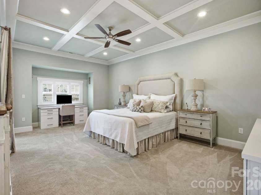 744 Amalfi Drive, Davidson, NC 28036.  MLS# CAR4400589, YatesRealty ID 20482. 