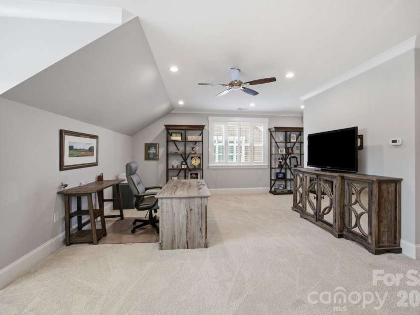 744 Amalfi Drive, Davidson, NC 28036.  MLS# CAR4400589, YatesRealty ID 20482. 