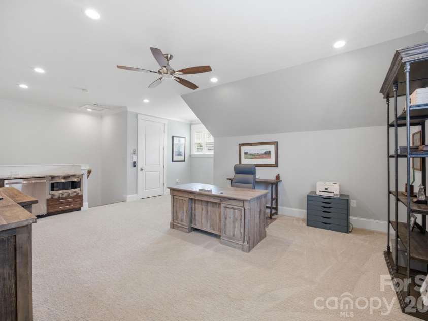 744 Amalfi Drive, Davidson, NC 28036.  MLS# CAR4400589, YatesRealty ID 20482. 