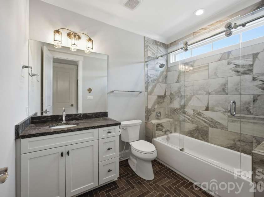 744 Amalfi Drive, Davidson, NC 28036.  MLS# CAR4400589, YatesRealty ID 20482. 