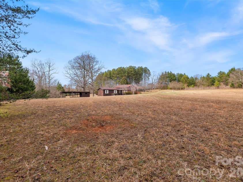 591 Landrum Road, Columbus, NC 28722.  MLS# CAR4337351, YatesRealty ID 20484. 