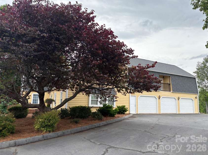 277 Golf Course Lane, Taylorsville, NC 28681.  MLS# CAR4379115, YatesRealty ID 20485. 