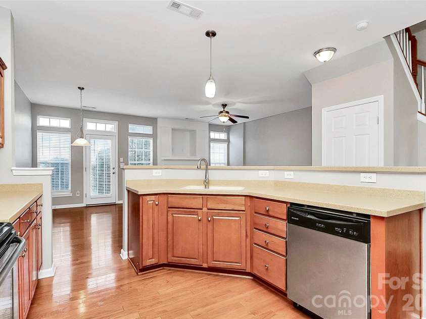 16874 Hugh Torance Parkway, Huntersville, NC 28078.  MLS# CAR4334001, YatesRealty ID 20486. 