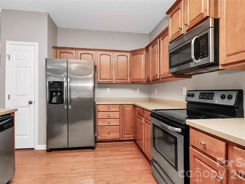 16874 Hugh Torance Parkway, Huntersville, NC 28078.  MLS# CAR4404023, YatesRealty ID 20486. 