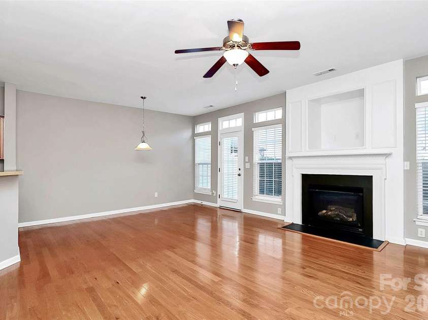 16874 Hugh Torance Parkway, Huntersville, NC 28078.  MLS# CAR4404023, YatesRealty ID 20486. 