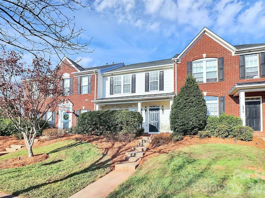 16874 Hugh Torance Parkway, Huntersville, NC 28078.  MLS# CAR4404023, YatesRealty ID 20486. 